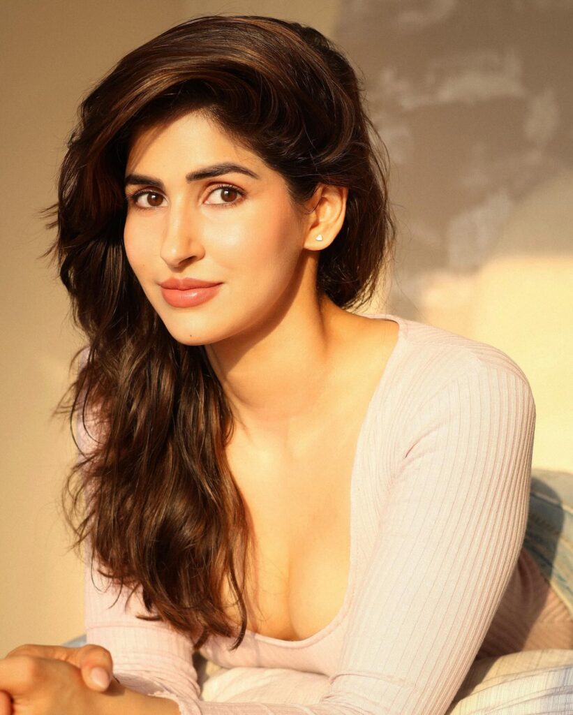 Sakshi 5
