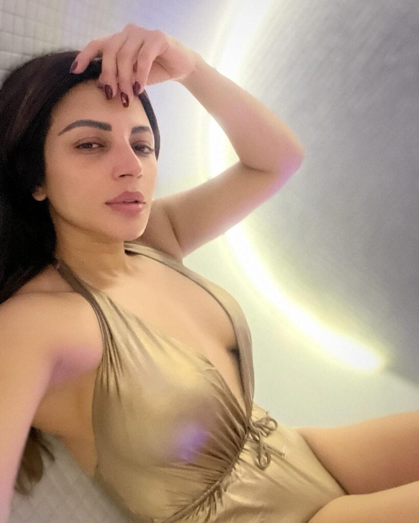 Shama Sikander 2 2