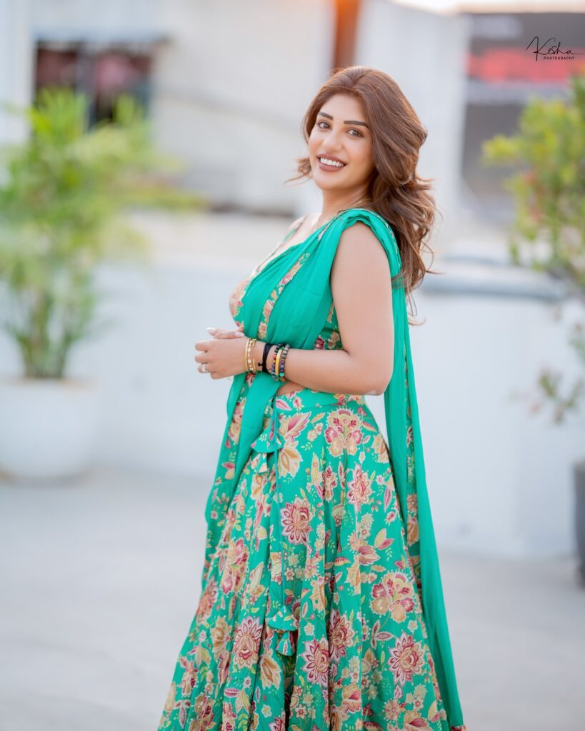 Supritha Naidu 6 7