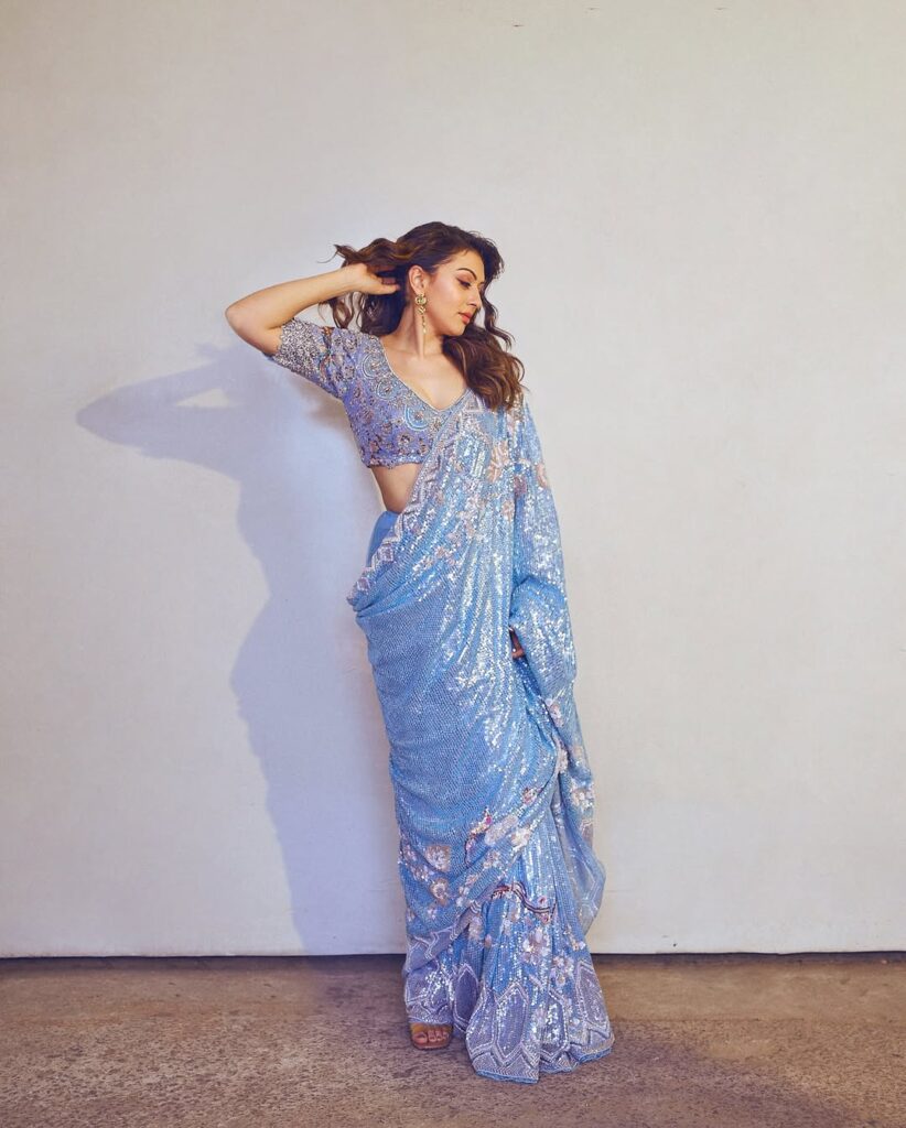 Hansika 8