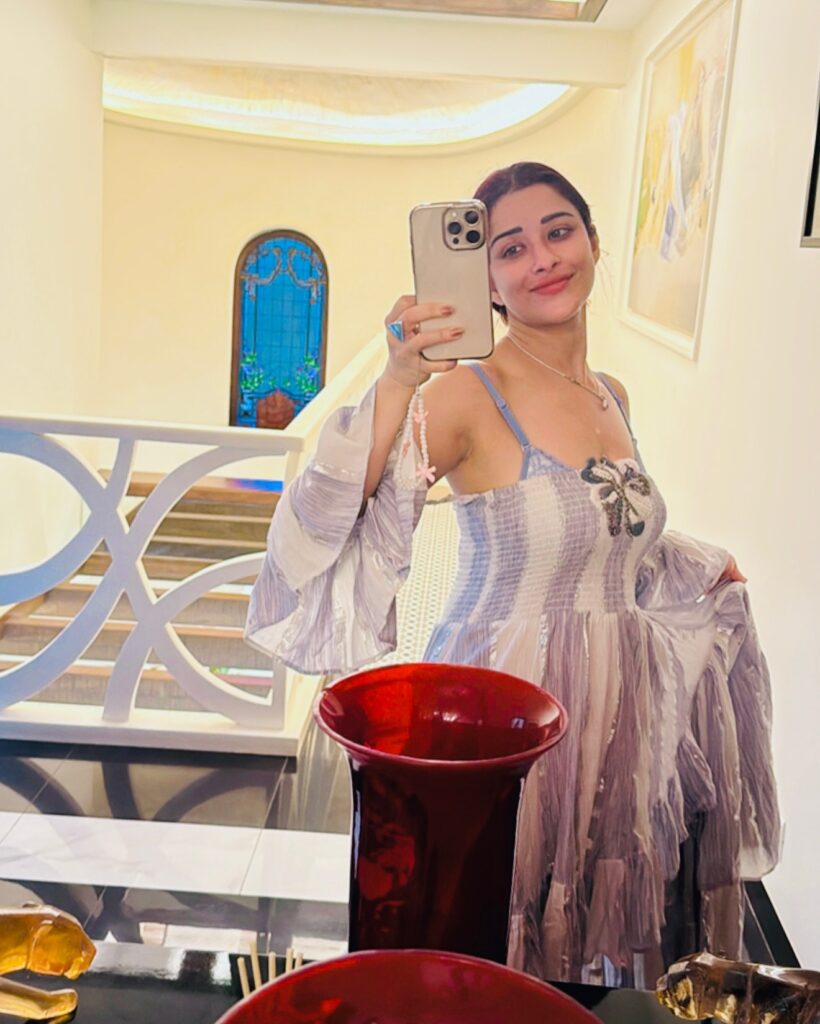 Nyra Banerjee 5