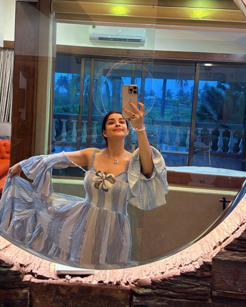 Nyra Banerjee 8