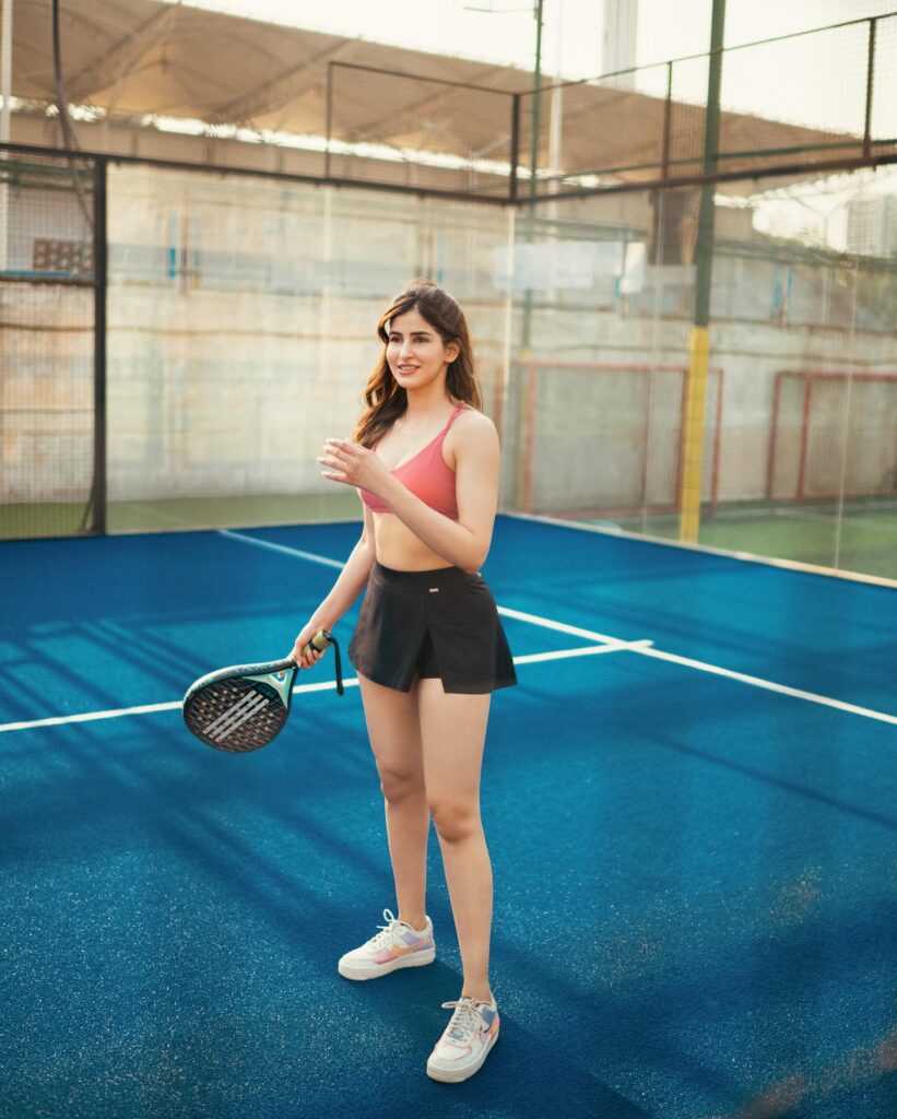Sakshi 11