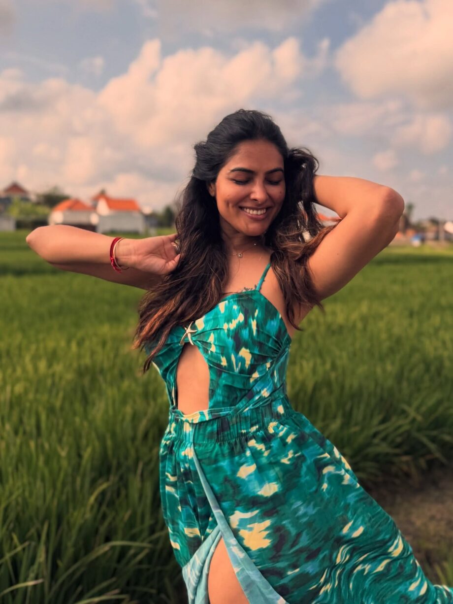Divi Vadthya Photos