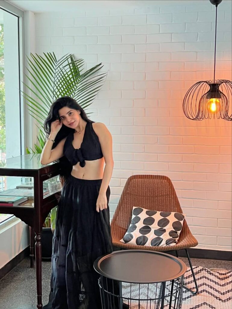 Divya 3