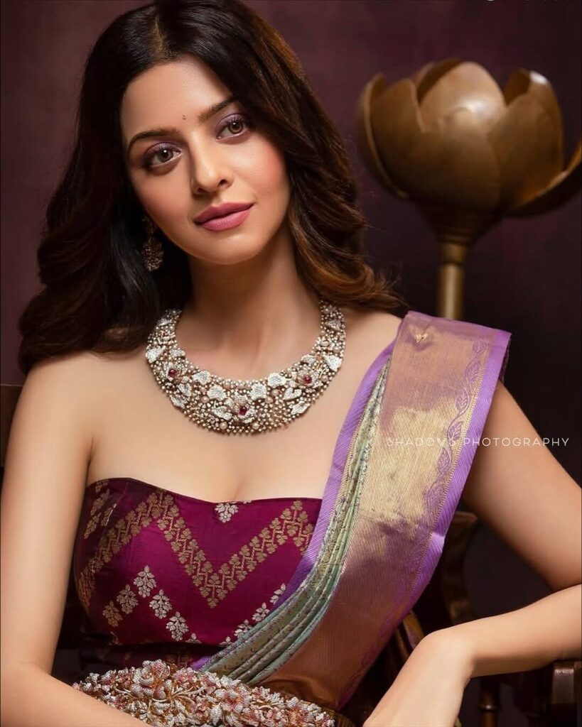 Vedhika