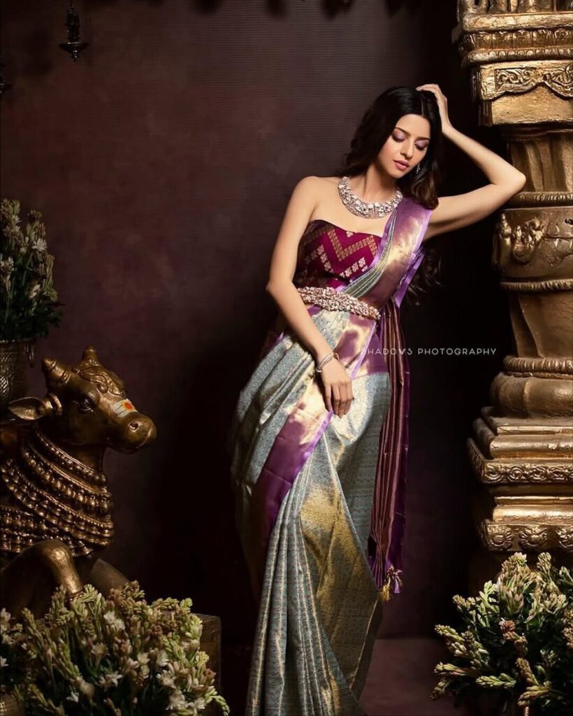 Vedhika 7 1