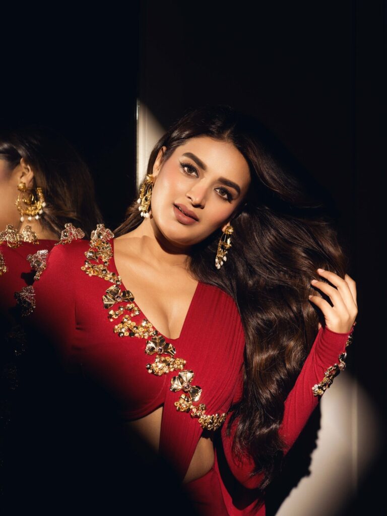 nidhhi