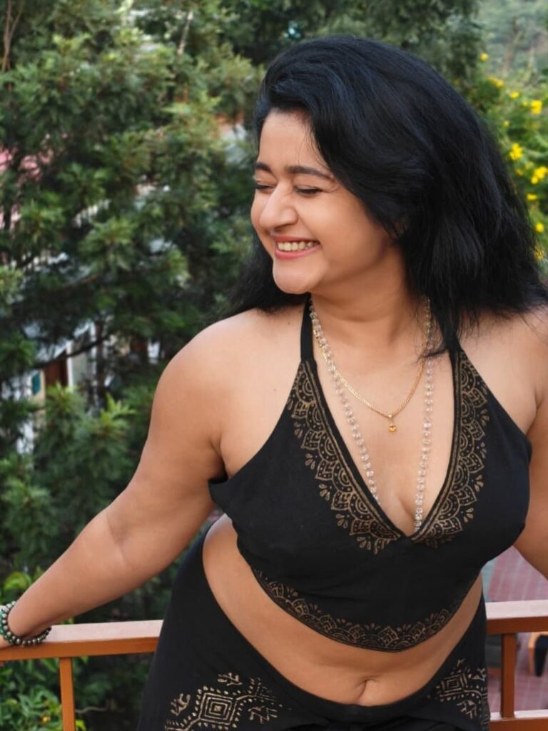 PoonamBajwa 12