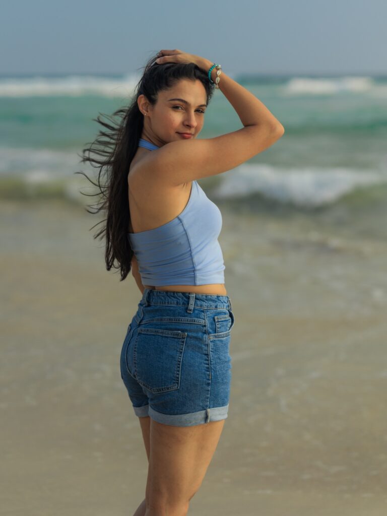 Andrea Jeremiah 3