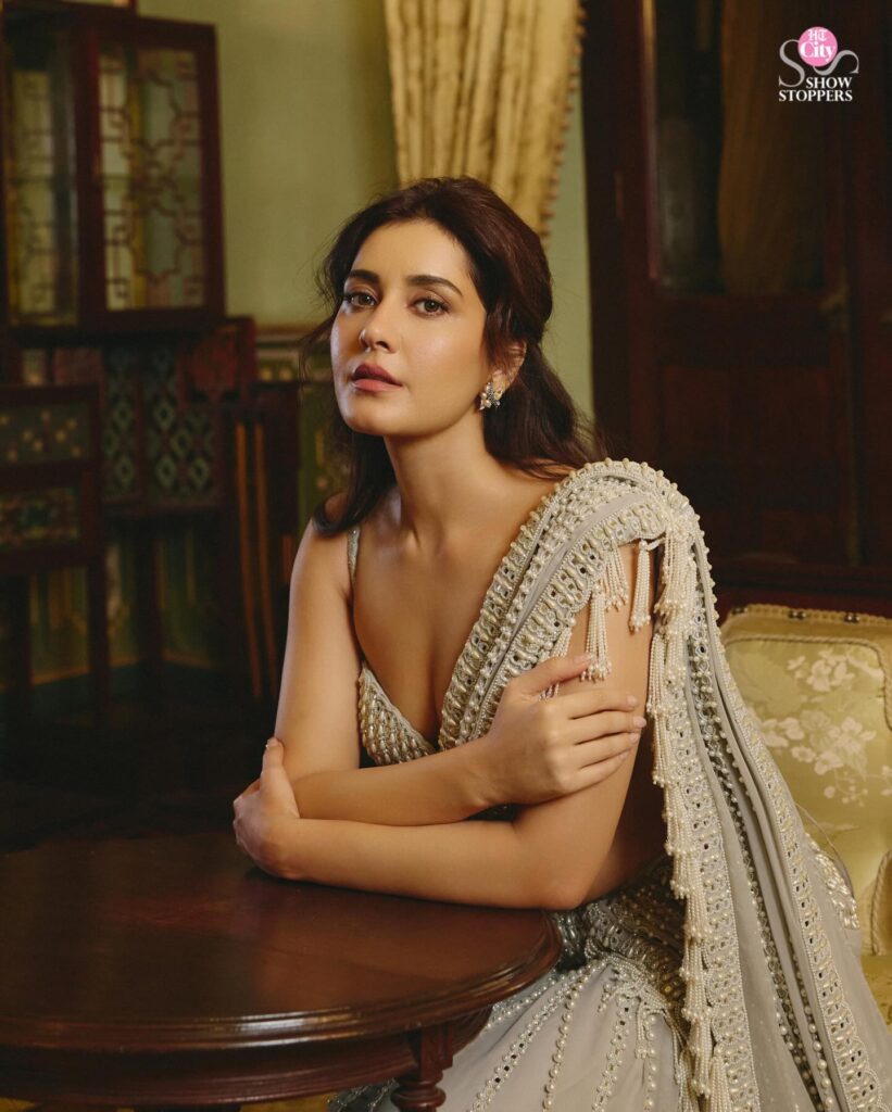 Raashi Khanna 2