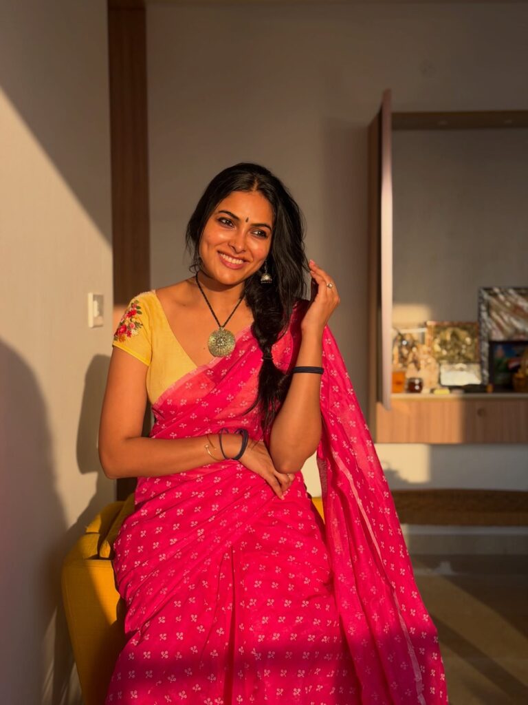 Divi Vadthya