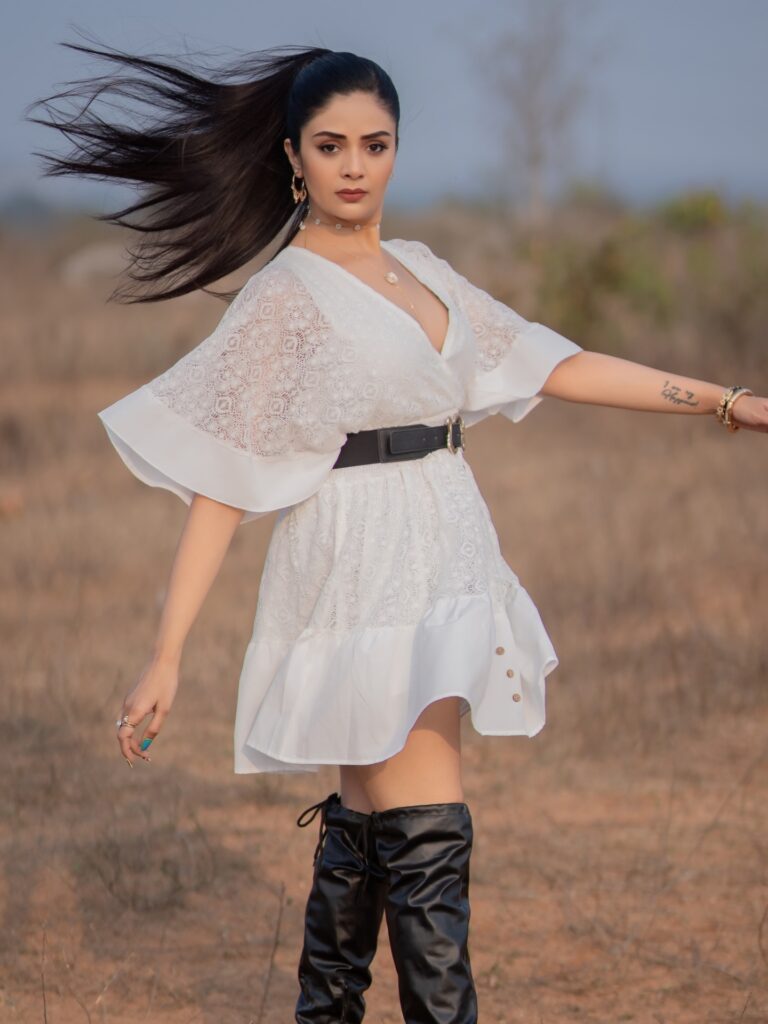Sreemukhi 3 1