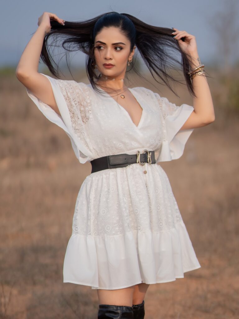 Sreemukhi 5 1