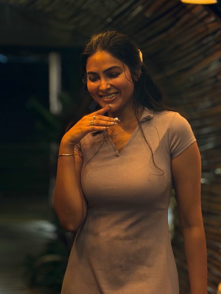 Divi Vadthya