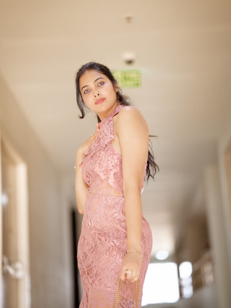 Divi Vadthya