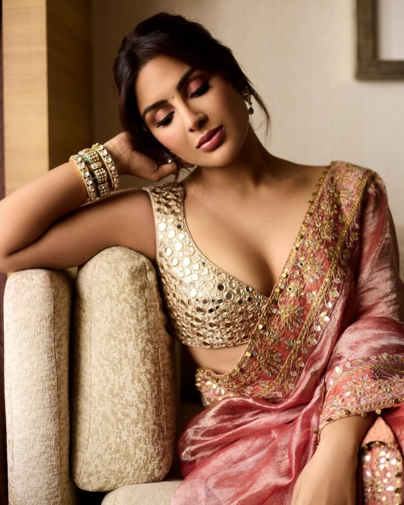 Samyukta 4