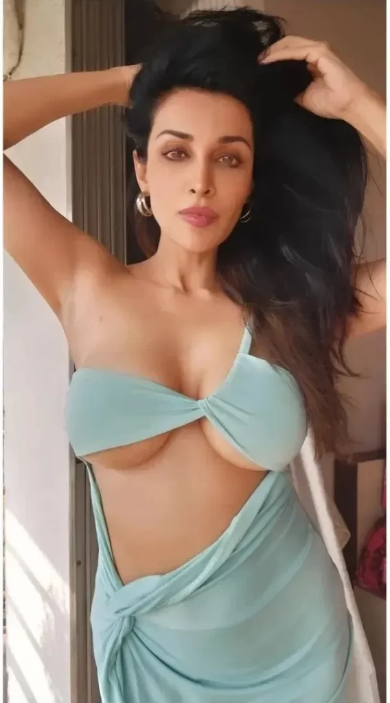 Flora Saini