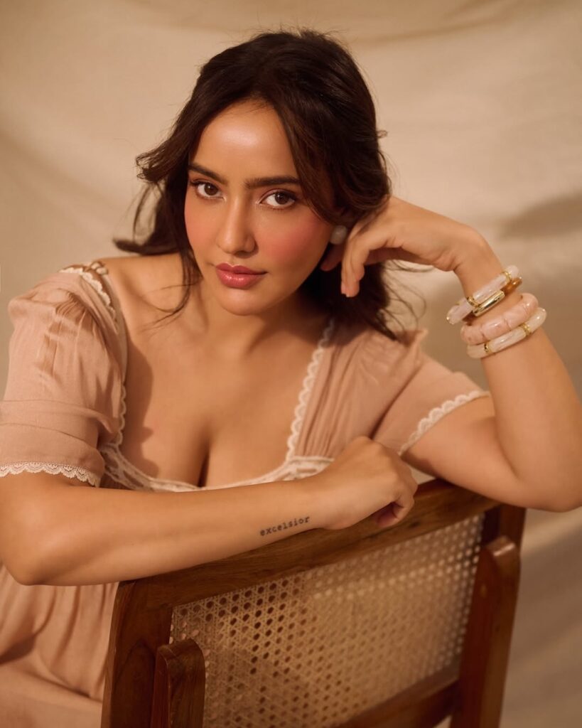 Neha 5