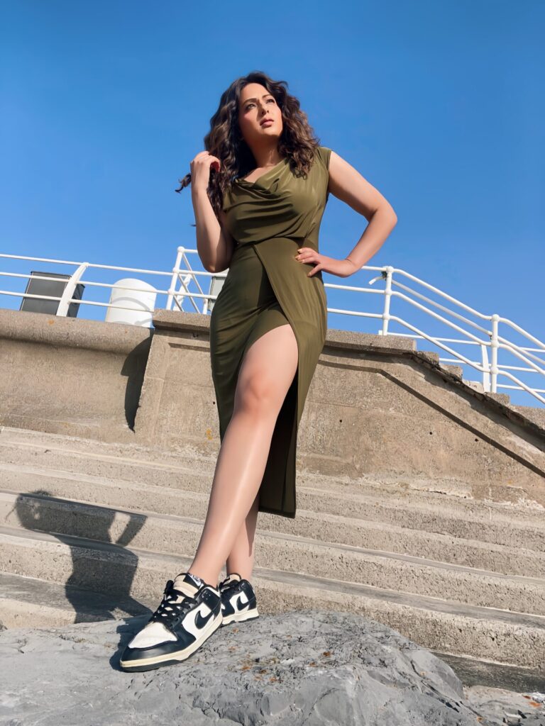 Nikesha Patel 13
