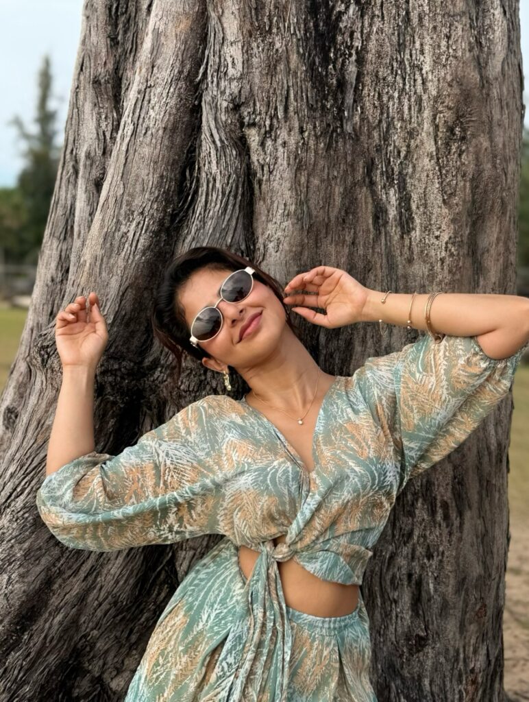 Iswarya 3