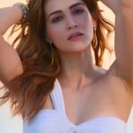 9 Inspiring Facts About Kriti Sanon: Biography, Career & Success Story Kriti