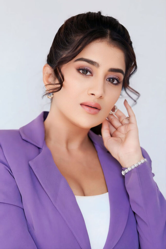 Rashi Singh 3 1