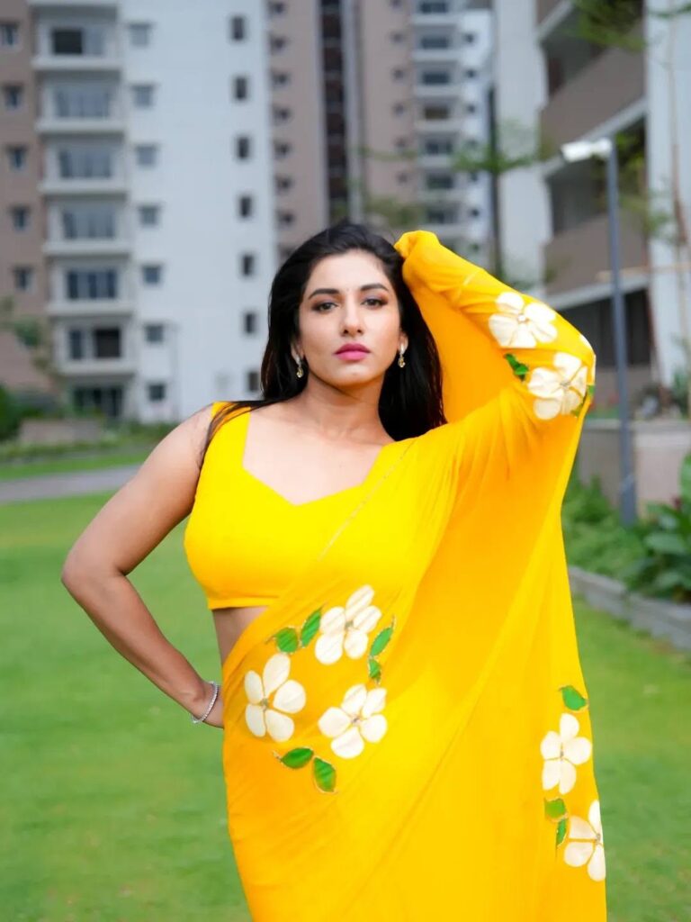 Vishnu Priya 3
