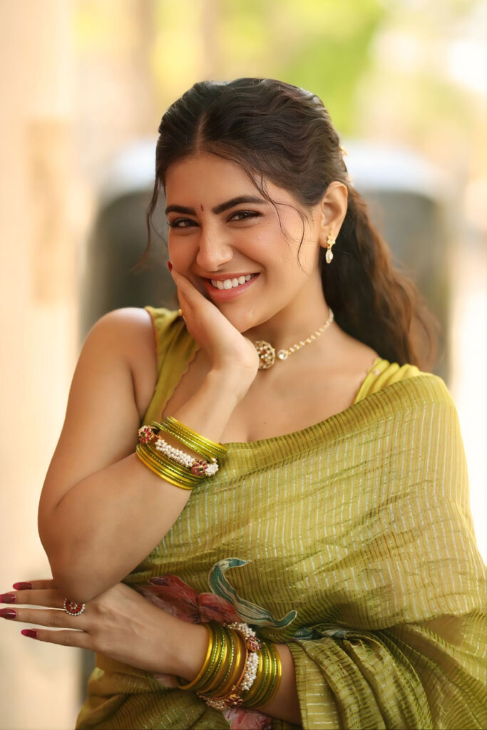 Rashi Singh 1 3