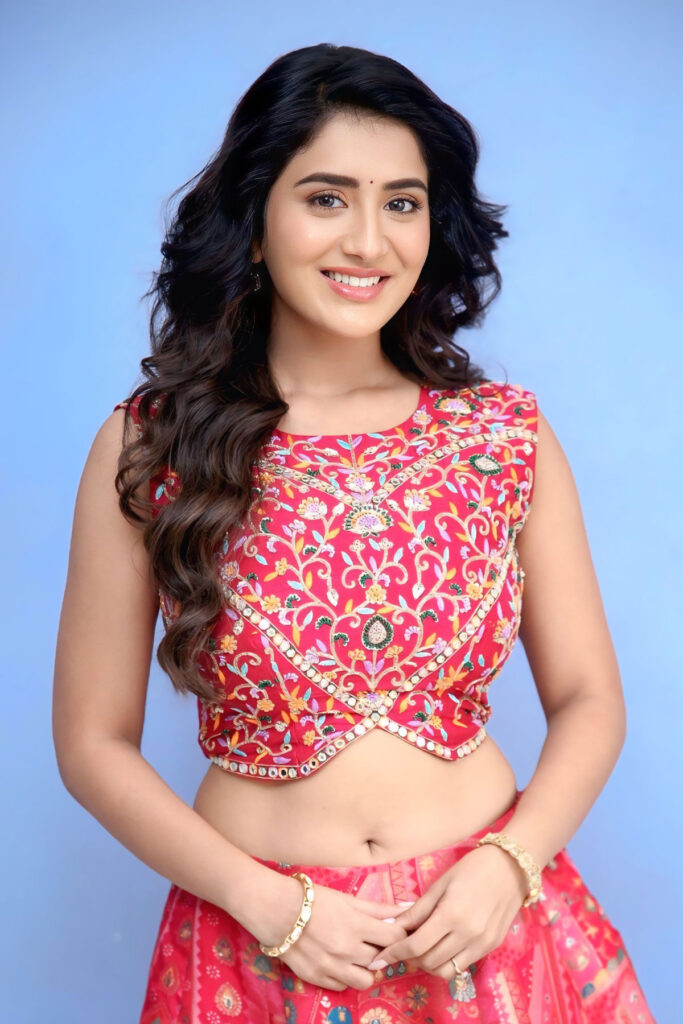 Rashi Singh 3