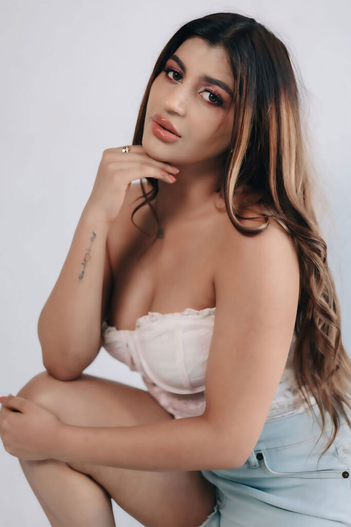 Yashika Aannand 2