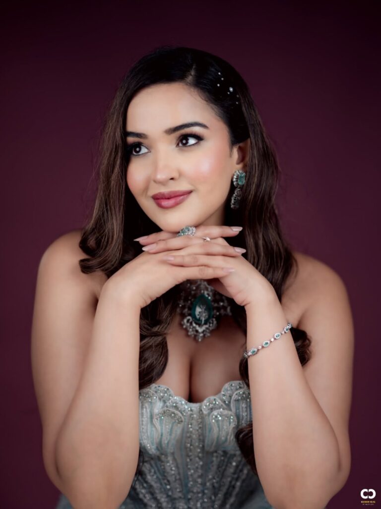 Pujita Ponnada﻿ 4