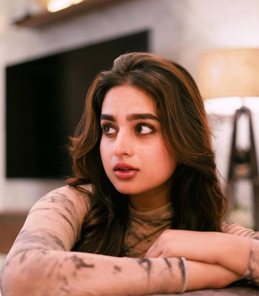 Ayesha khan 2