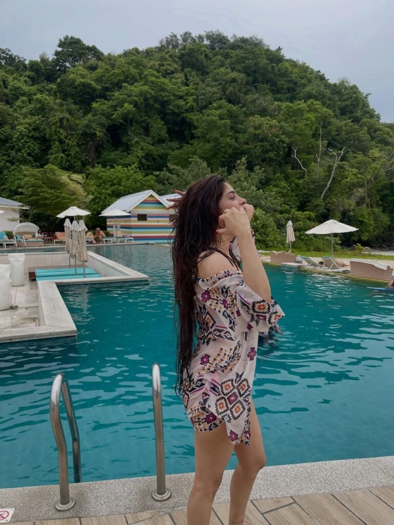Divyabaratih 7
