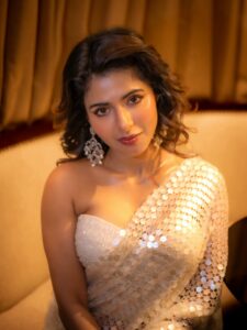 Iswarya Menon﻿ 4