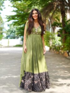 Rashi Singh 2