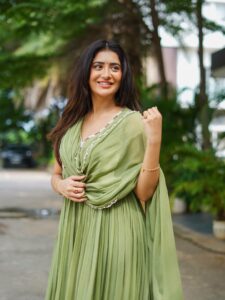 Rashi Singh 9